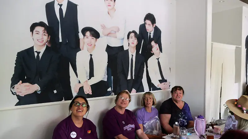 army-australia-jimin-jungkook-servicio